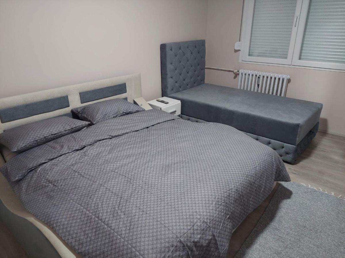 Rajna Apartamento Pirot Exterior foto