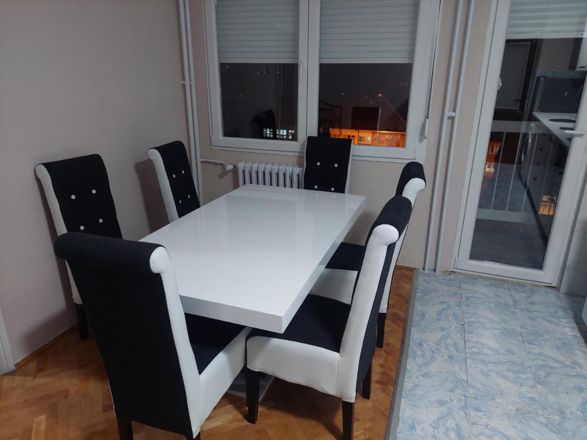 Rajna Apartamento Pirot Exterior foto