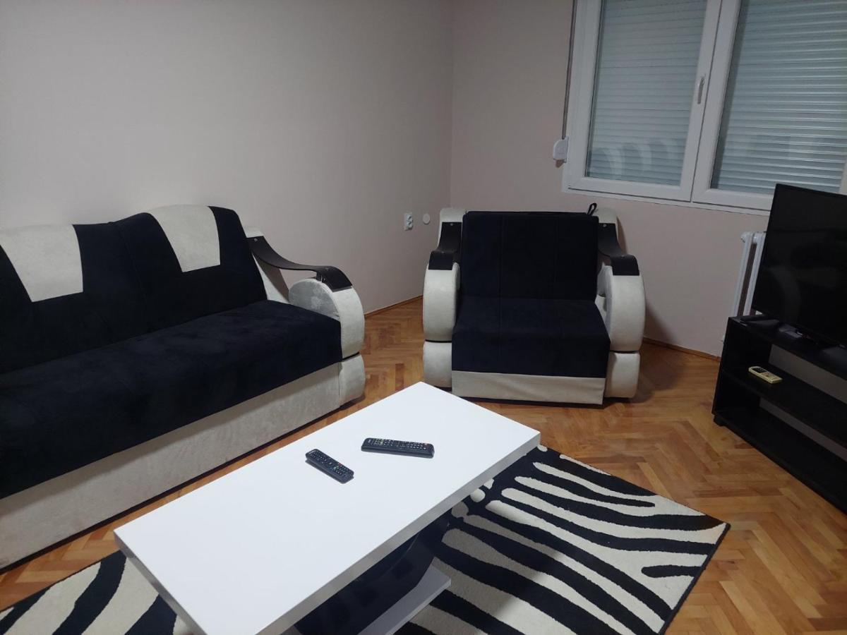 Rajna Apartamento Pirot Exterior foto