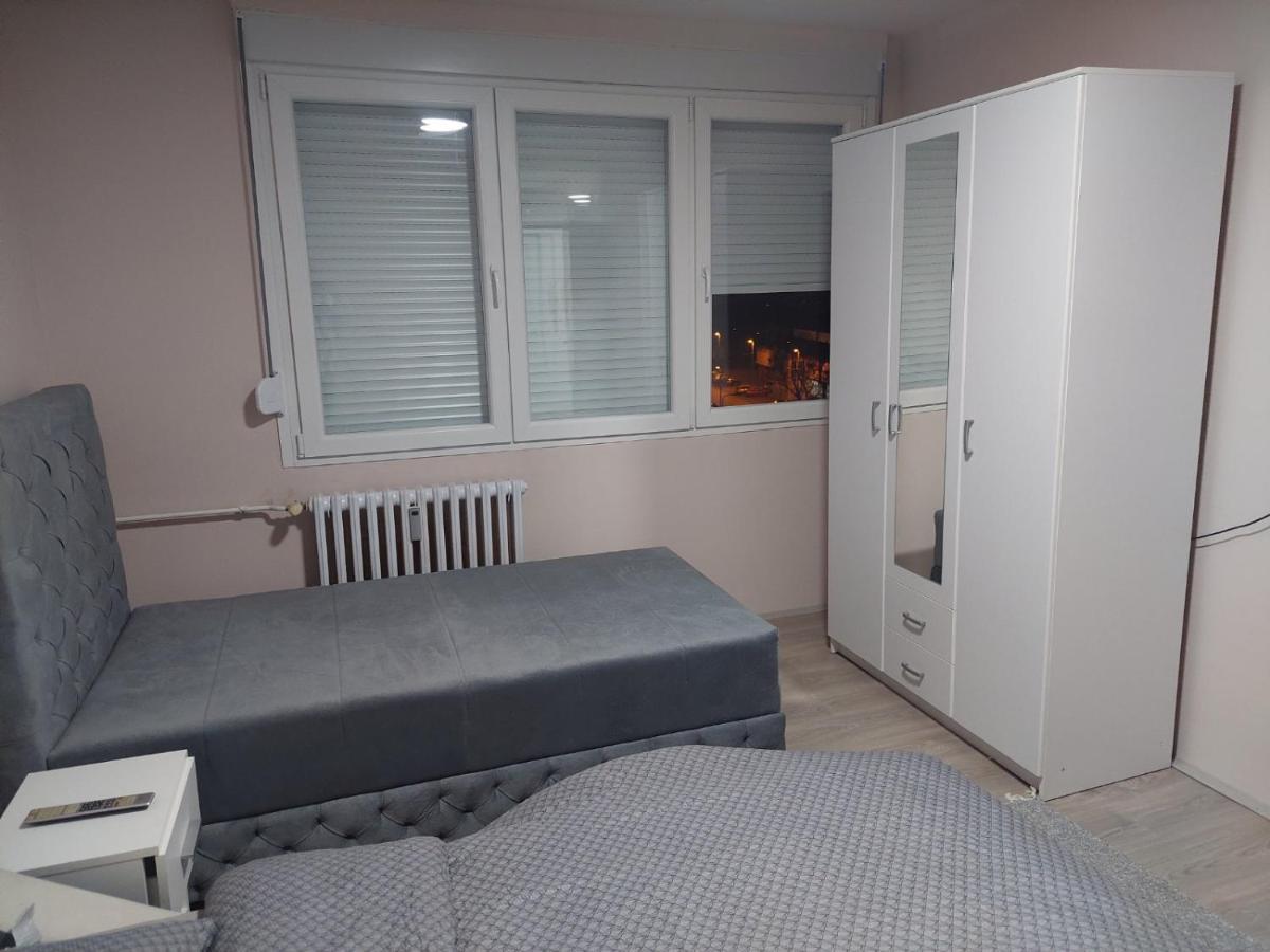 Rajna Apartamento Pirot Exterior foto